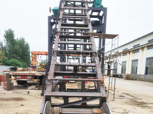 鏈板式挖沙設(shè)備